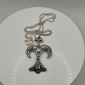 Native American Wilson Begay Peyote Bird Pendant on 25-inch Snake Chain
